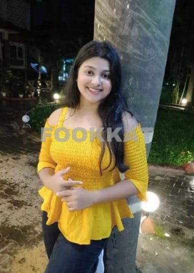 No Advance hand to hand direct payment girl in hand 